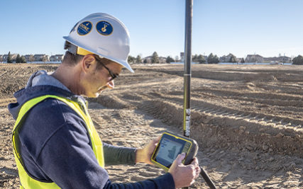 SITECH Italia_Tecnologia GPS e rilievo in cantiere